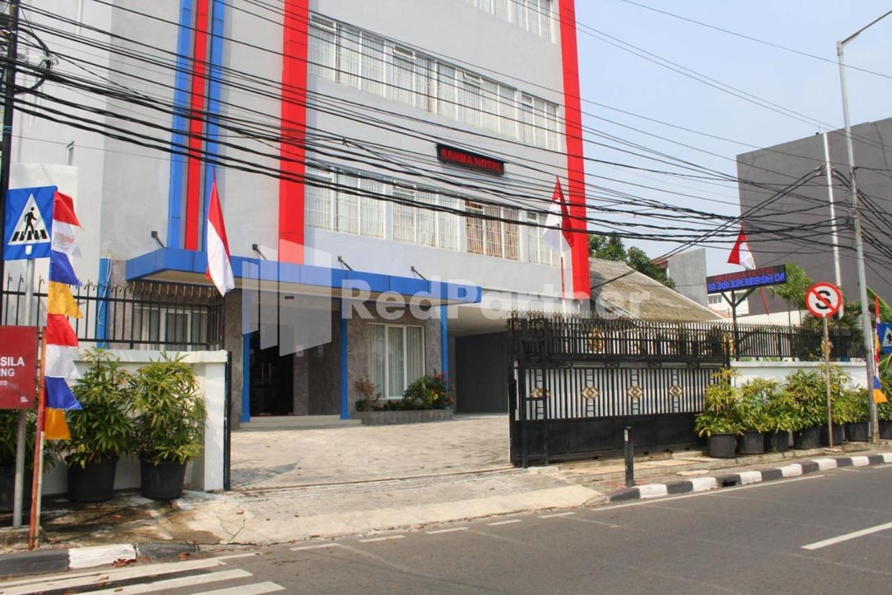 Brahma Hotel Mitra Reddoorz Jakarta Exterior photo